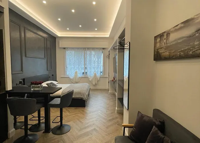 Toledo106 Luxury - Comfy Νάπολη
